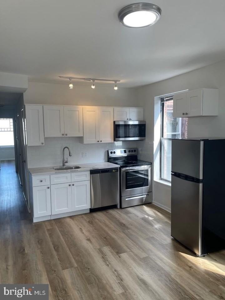 1904 Fairmount Ave #3 - Photo 5 of 15