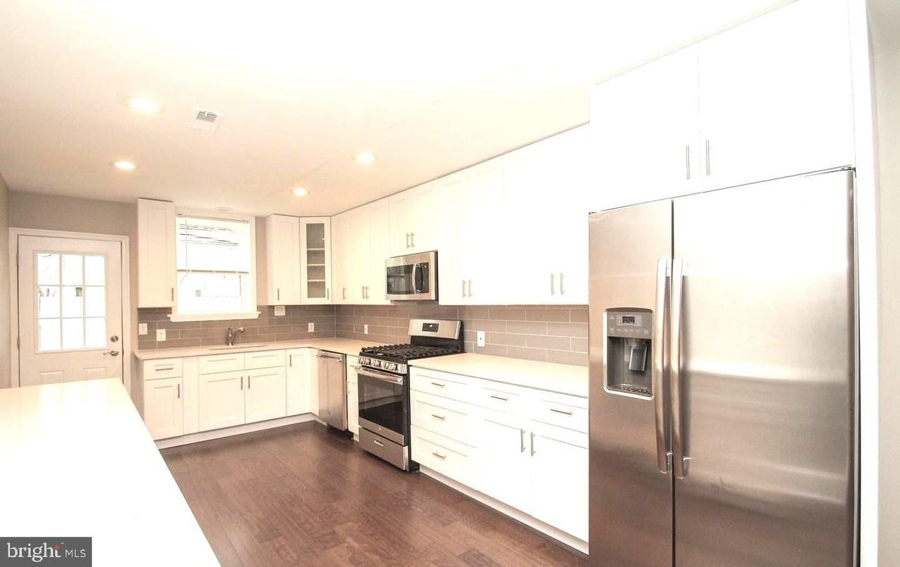 1271 S 24th St - Photo 4 of 20