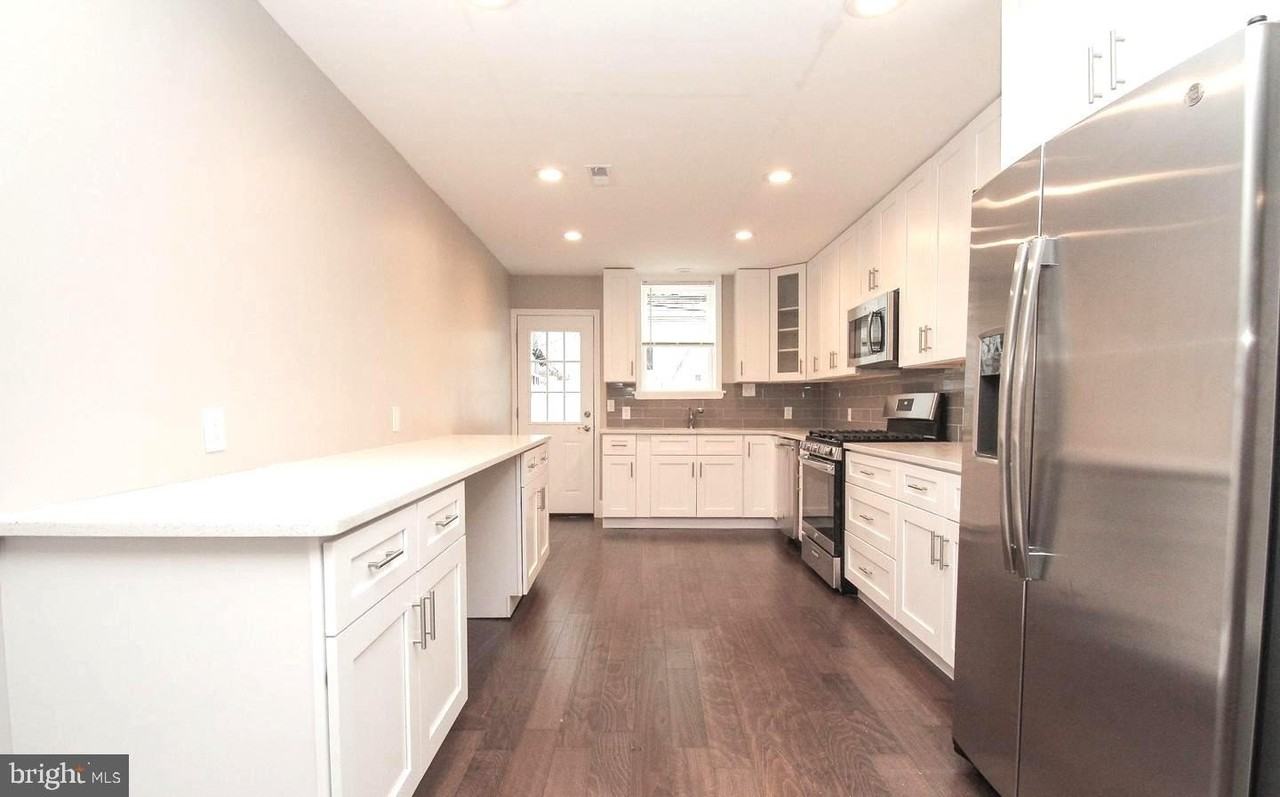 1271 S 24th St - Photo 5 of 20