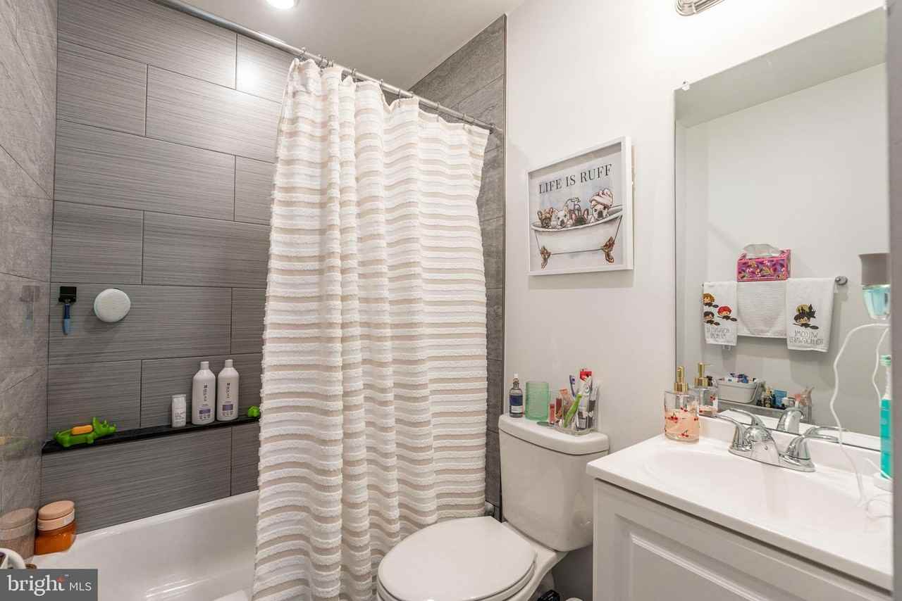 2613 Federal St #C - Photo 6 of 26