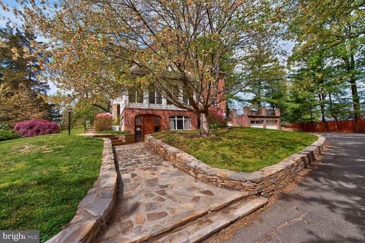 5553 Little Falls Rd - Photo 5 of 50