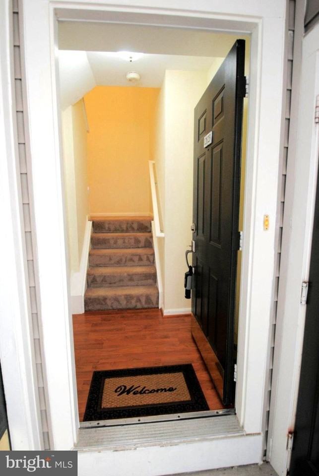 12823 Fair Briar Ln - Photo 3 of 22