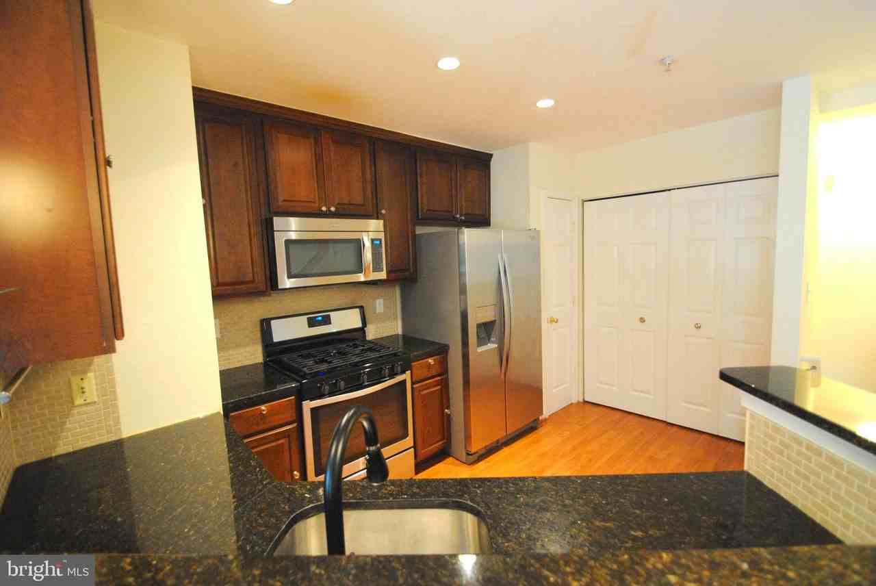 12823 Fair Briar Ln - Photo 7 of 22