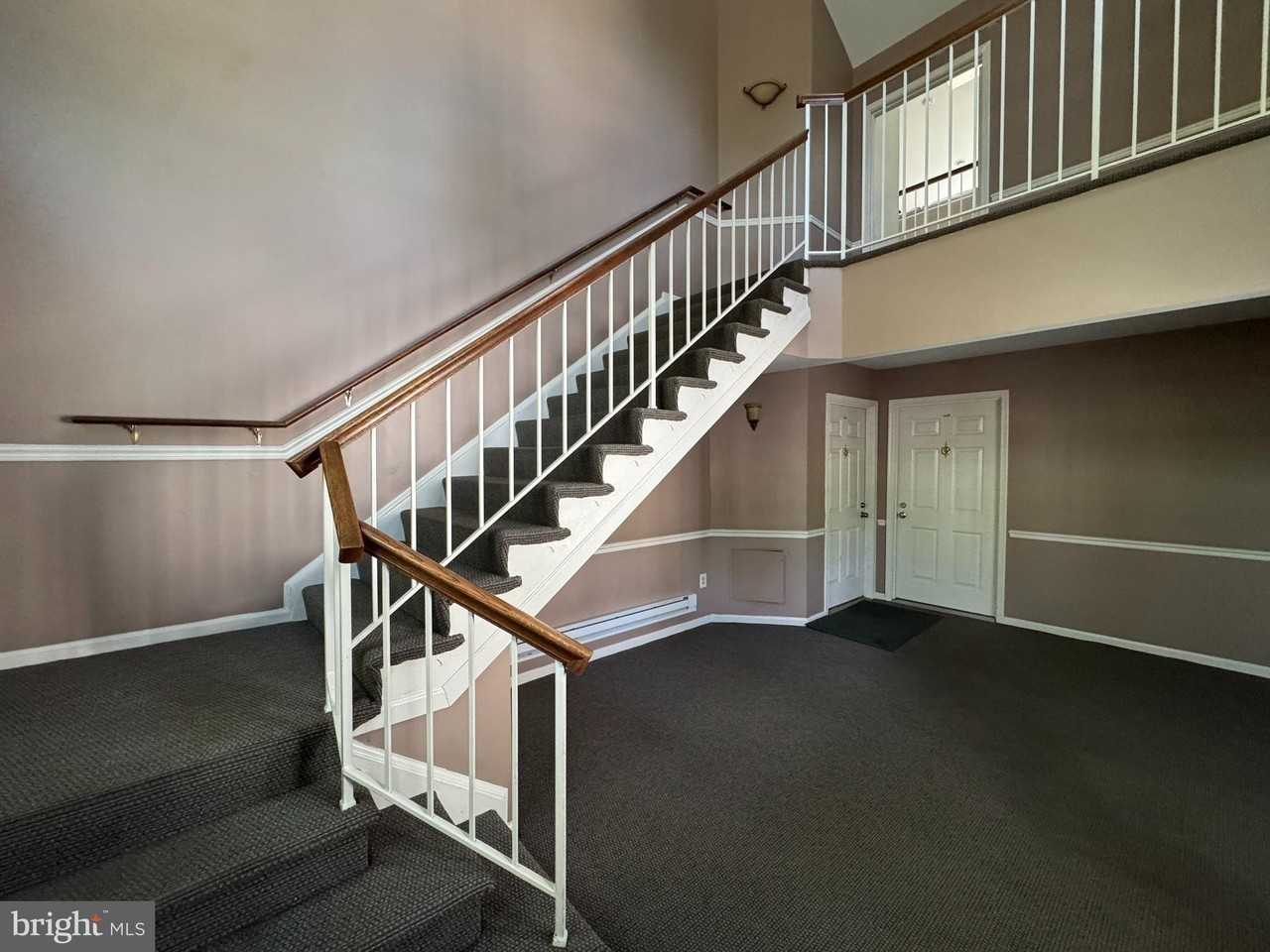 12944 Grays Pointe Rd #12944C - Photo 4 of 16