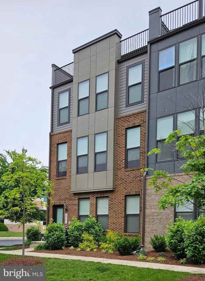 2301 Liberty Loop - Photo 2 of 50