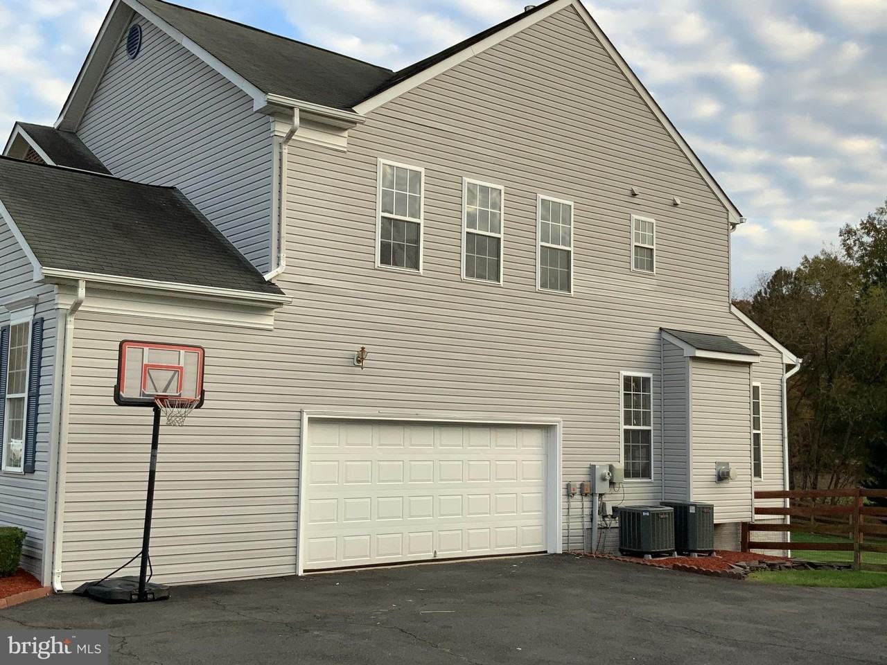 13576 Den Hollow Ct - Photo 2 of 45