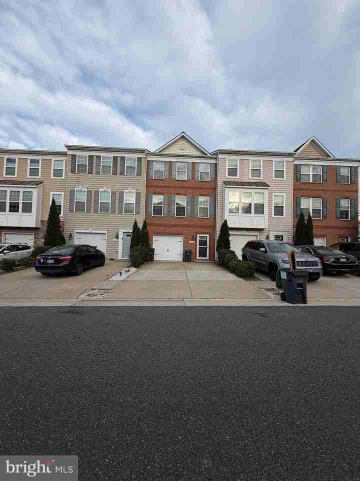 128 Hidden Brook Dr - Photo 2 of 35