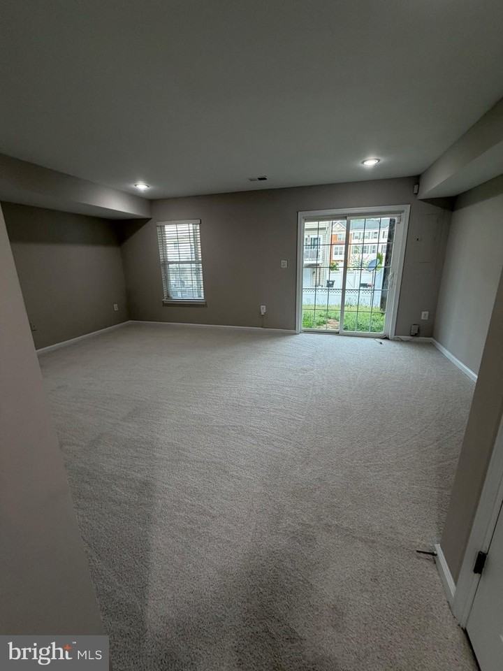 128 Hidden Brook Dr - Photo 6 of 35