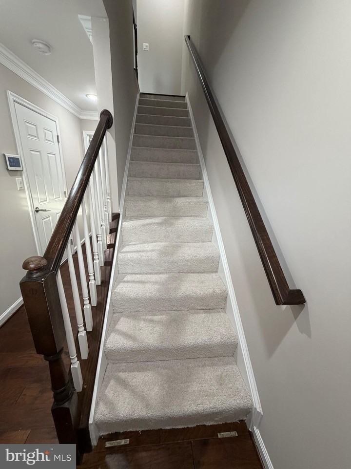 128 Hidden Brook Dr - Photo 7 of 35