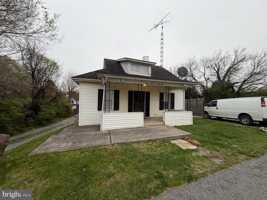 featured image of 731 Osborne Way ## 2