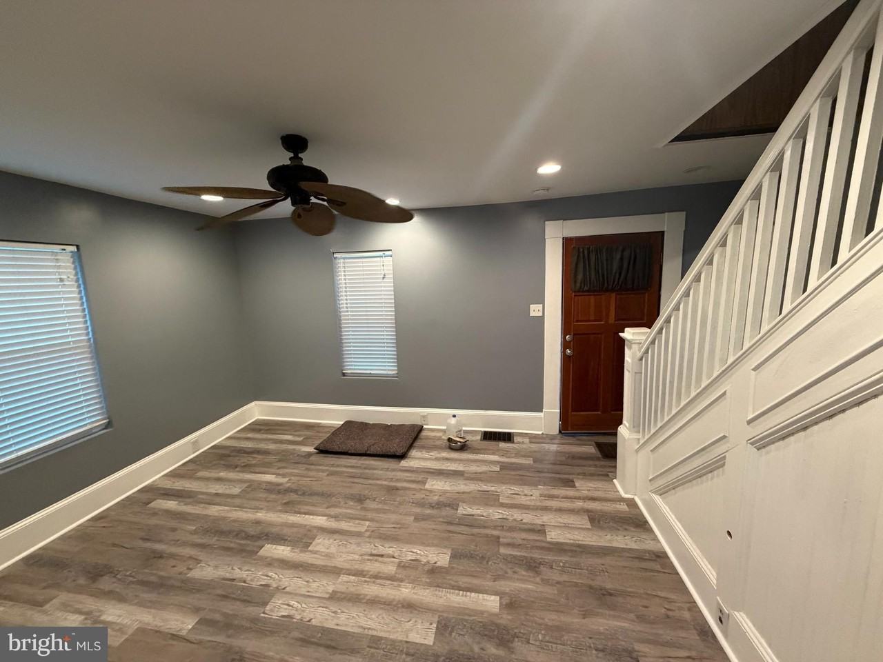 731 Osborne Way ## 2 - Photo 2 of 12