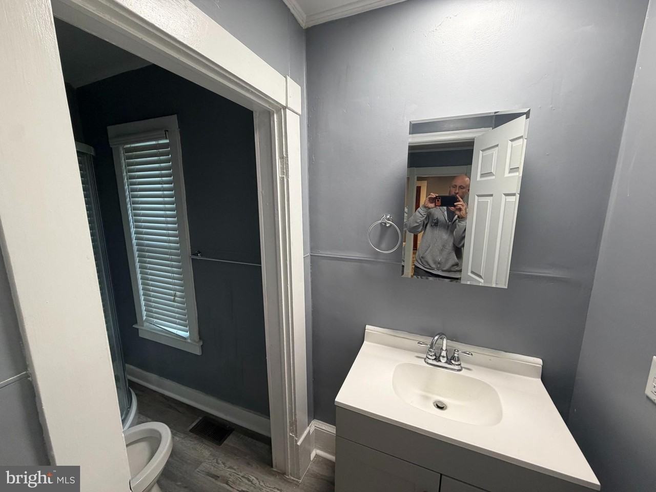 731 Osborne Way ## 2 - Photo 6 of 12