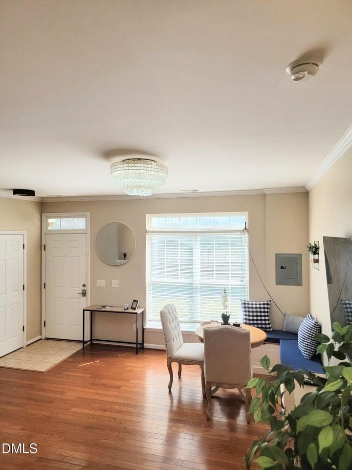 2220 Valley Edge Dr #107 - Photo 4 of 26