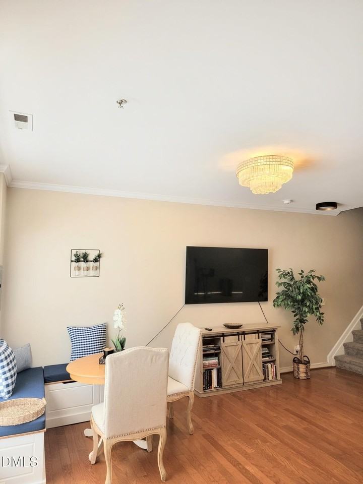 2220 Valley Edge Dr #107 - Photo 5 of 26