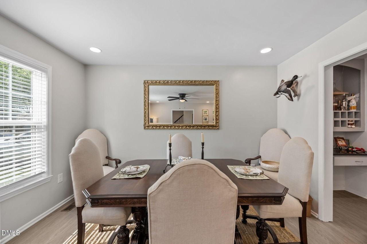 6028 Stratton Pl - Photo 6 of 41