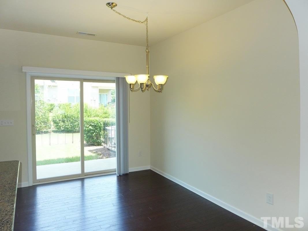 15 St Elias Dr - Photo 7 of 21