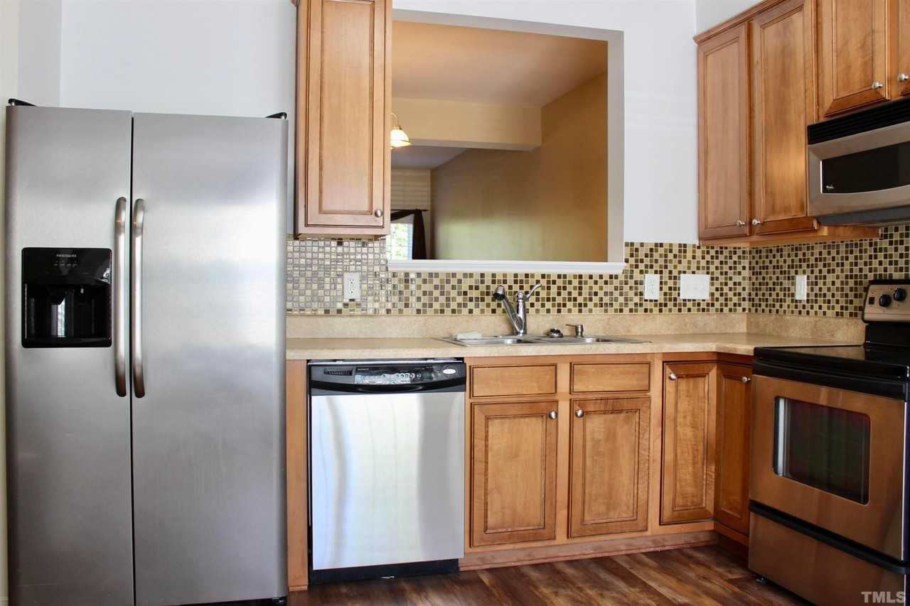 117 Baberton Dr - Photo 3 of 22