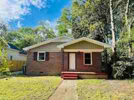 featured image of 708 E Wilson St