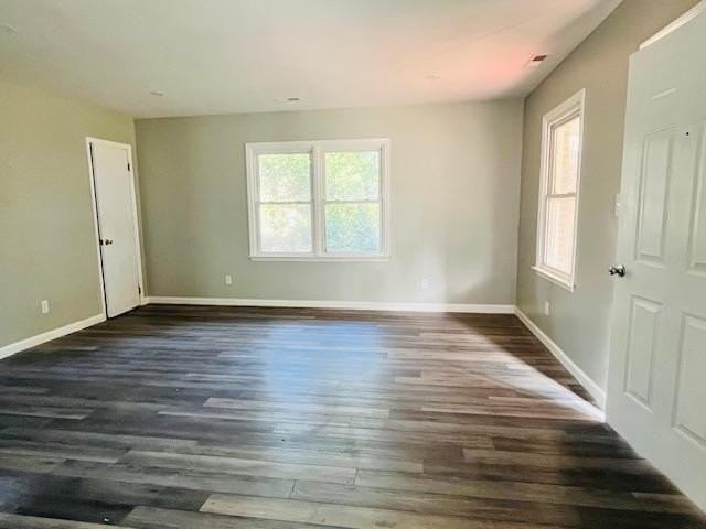 708 E Wilson St - Photo 2 of 12