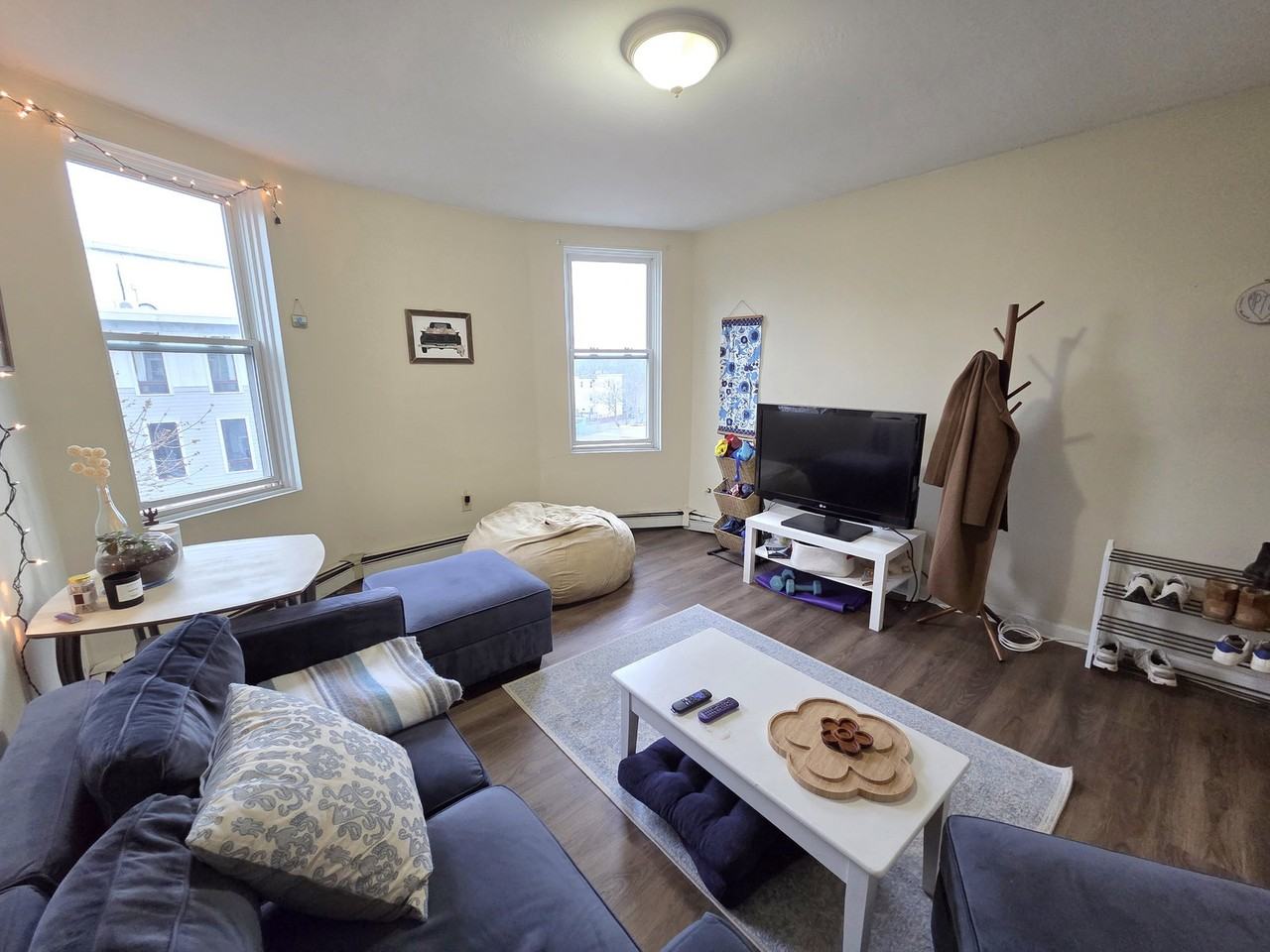 173 Hampshire St #U8 - Photo 2 of 8