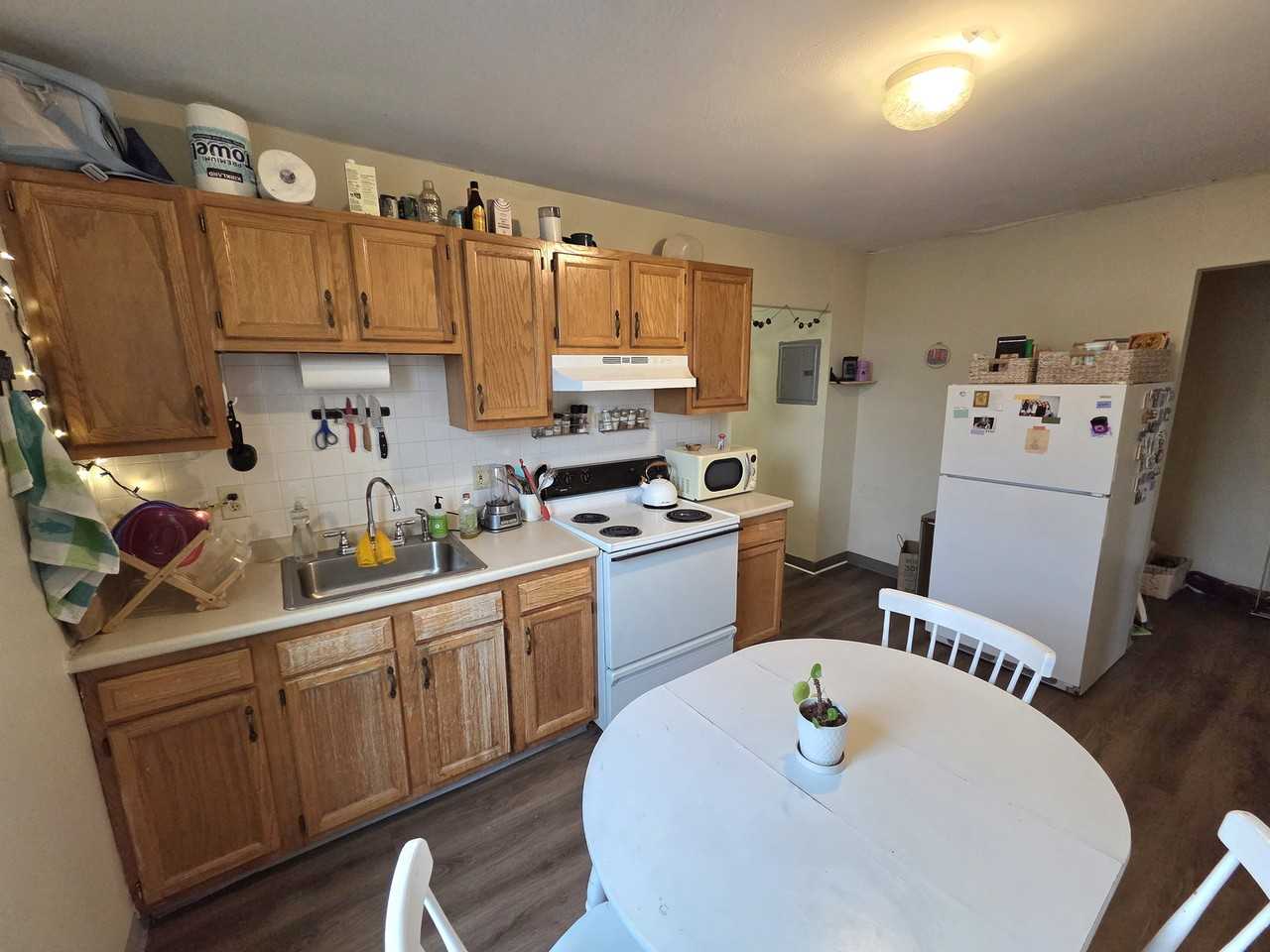 173 Hampshire St #U8 - Photo 6 of 8