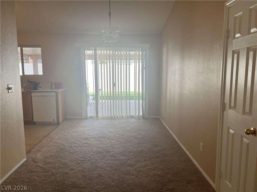 6260 Curlew Dr - Photo 7 of 26