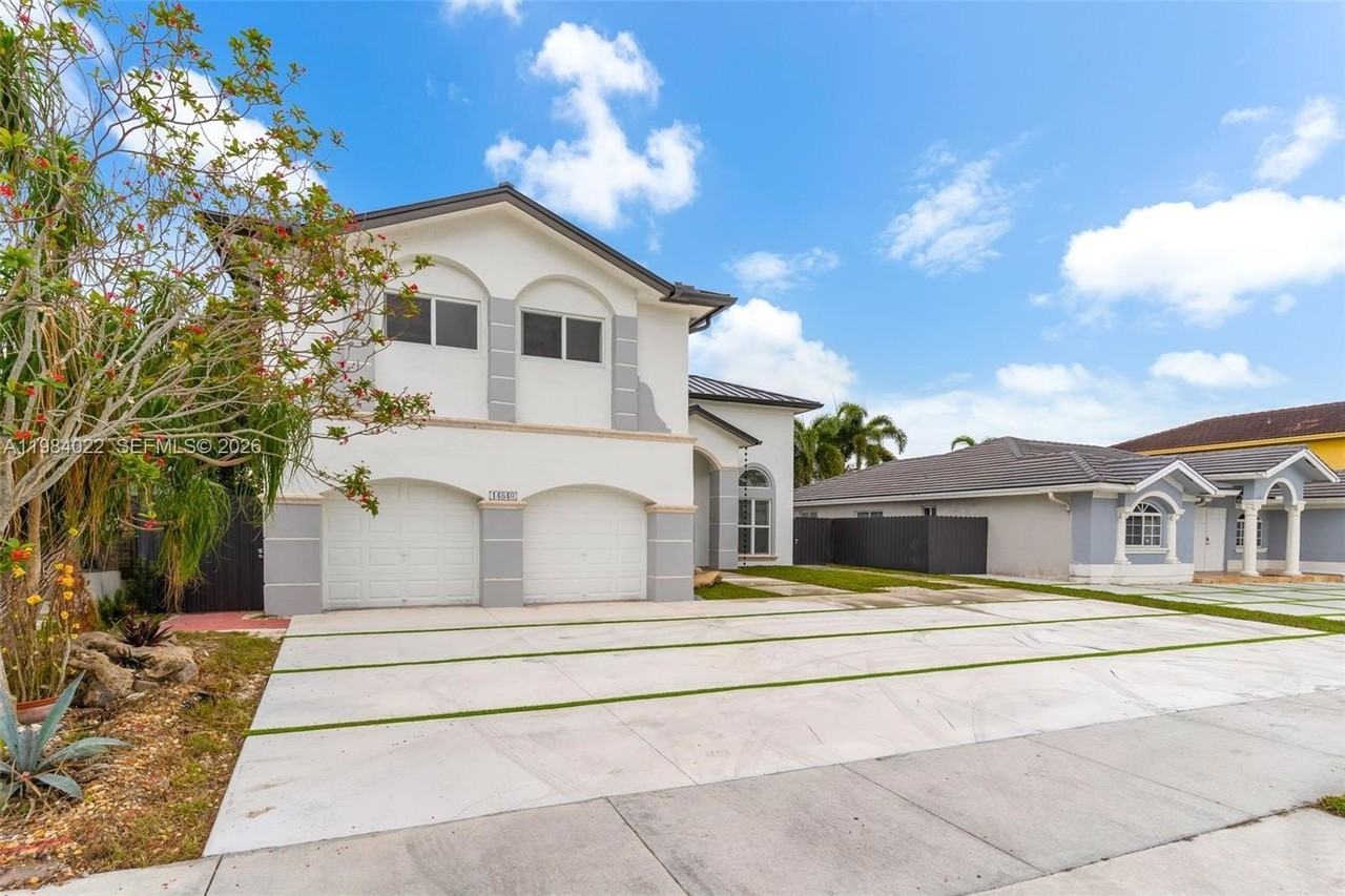 14848 Sw 180th St - Photo 3 of 39