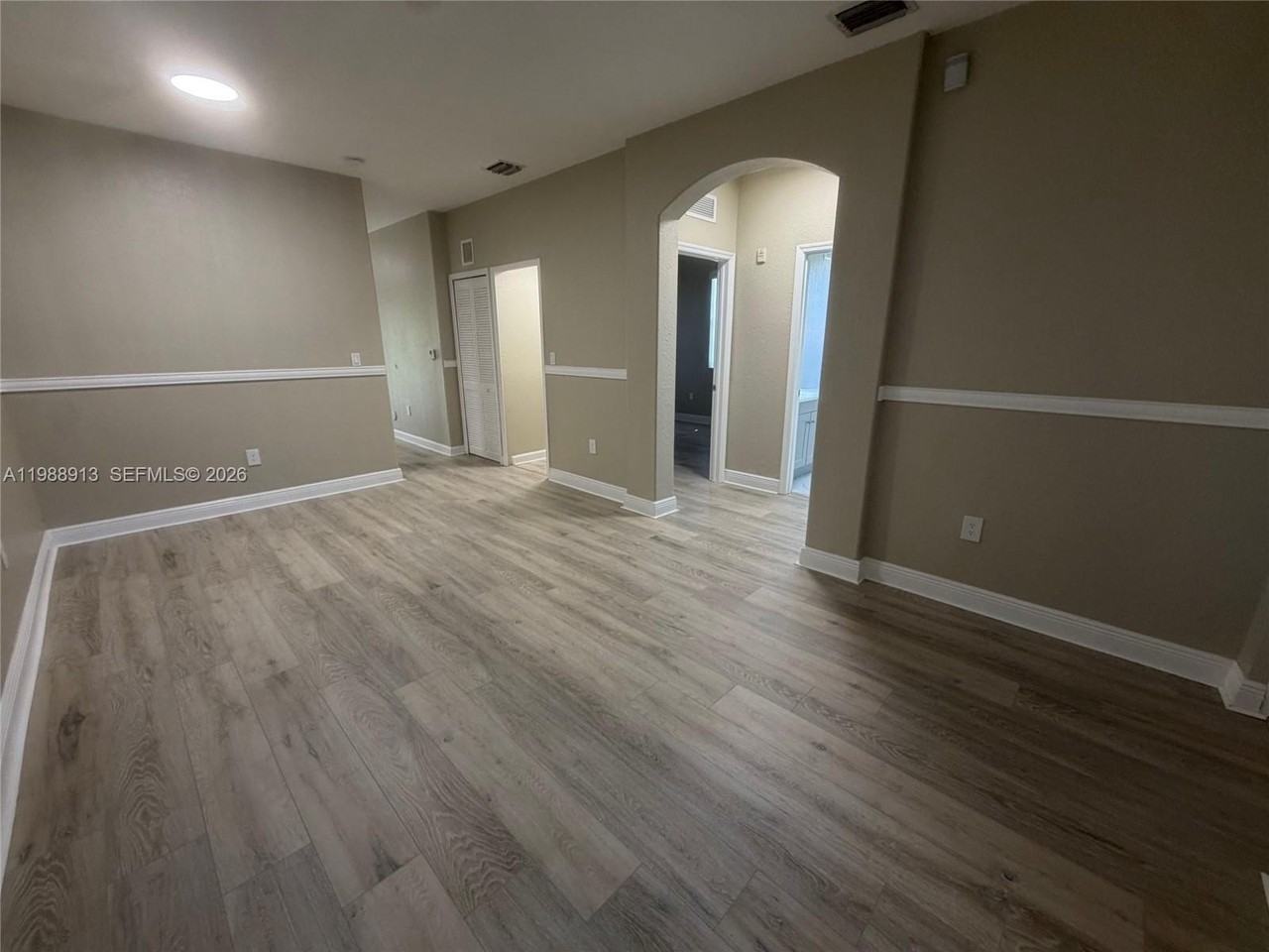 2637 Se 16th Ter #107 - Photo 4 of 27