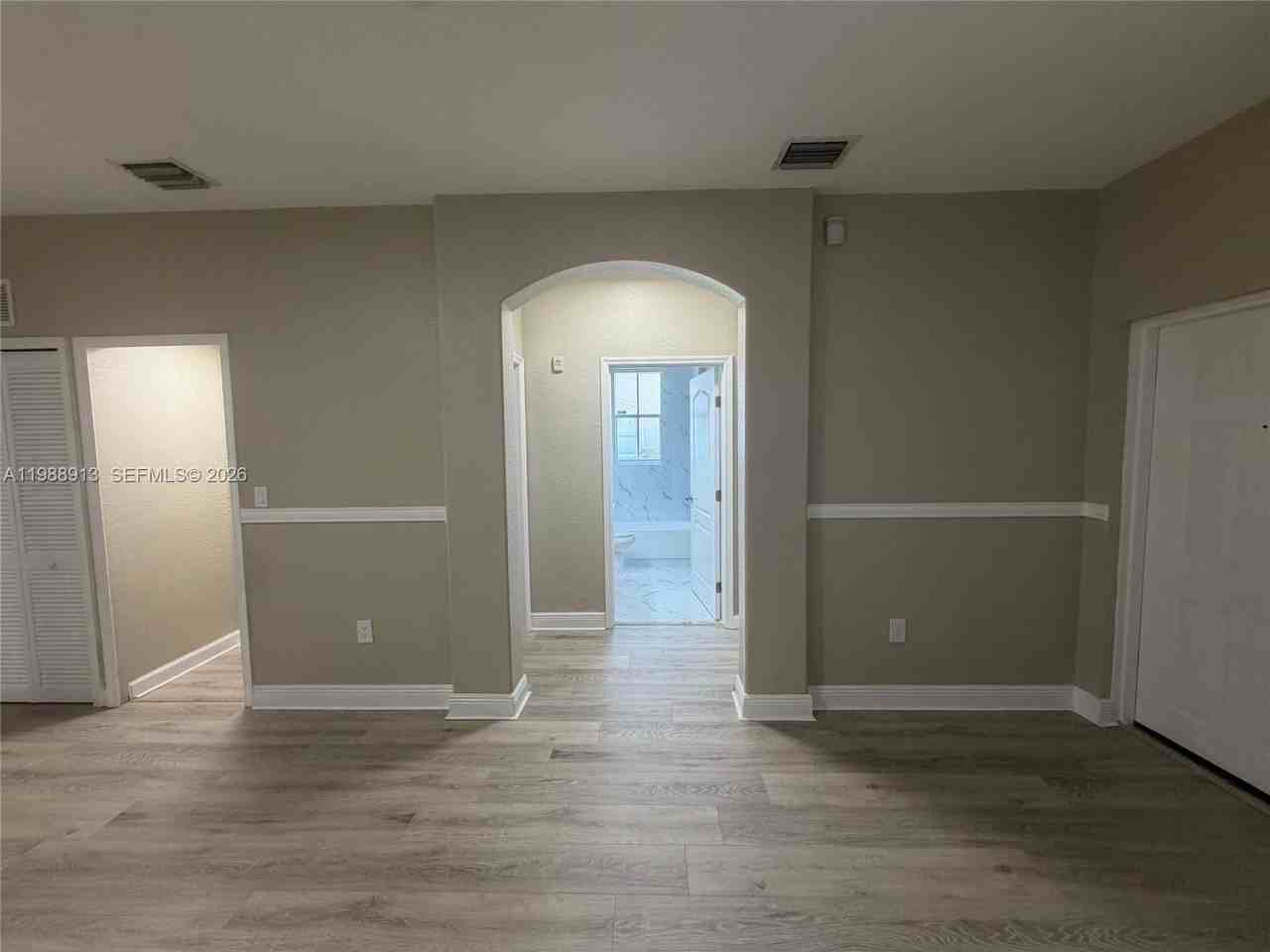 2637 Se 16th Ter #107 - Photo 5 of 27