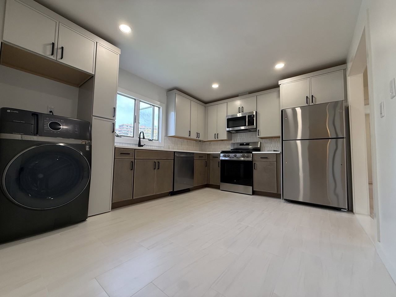 49 Grant Ave #2 - Photo 5 of 8