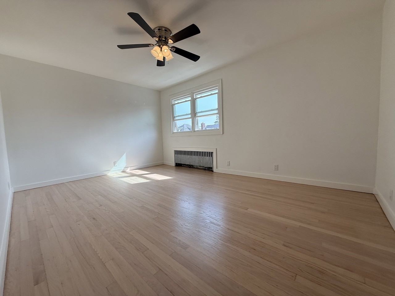 49 Grant Ave #2 - Photo 6 of 8