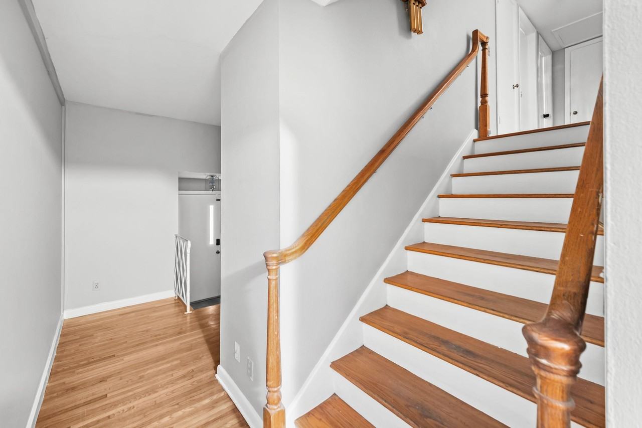 Harlow Blvd - Photo 3 of 34