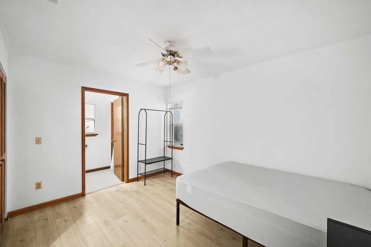 Harlow Blvd - Photo 6 of 34