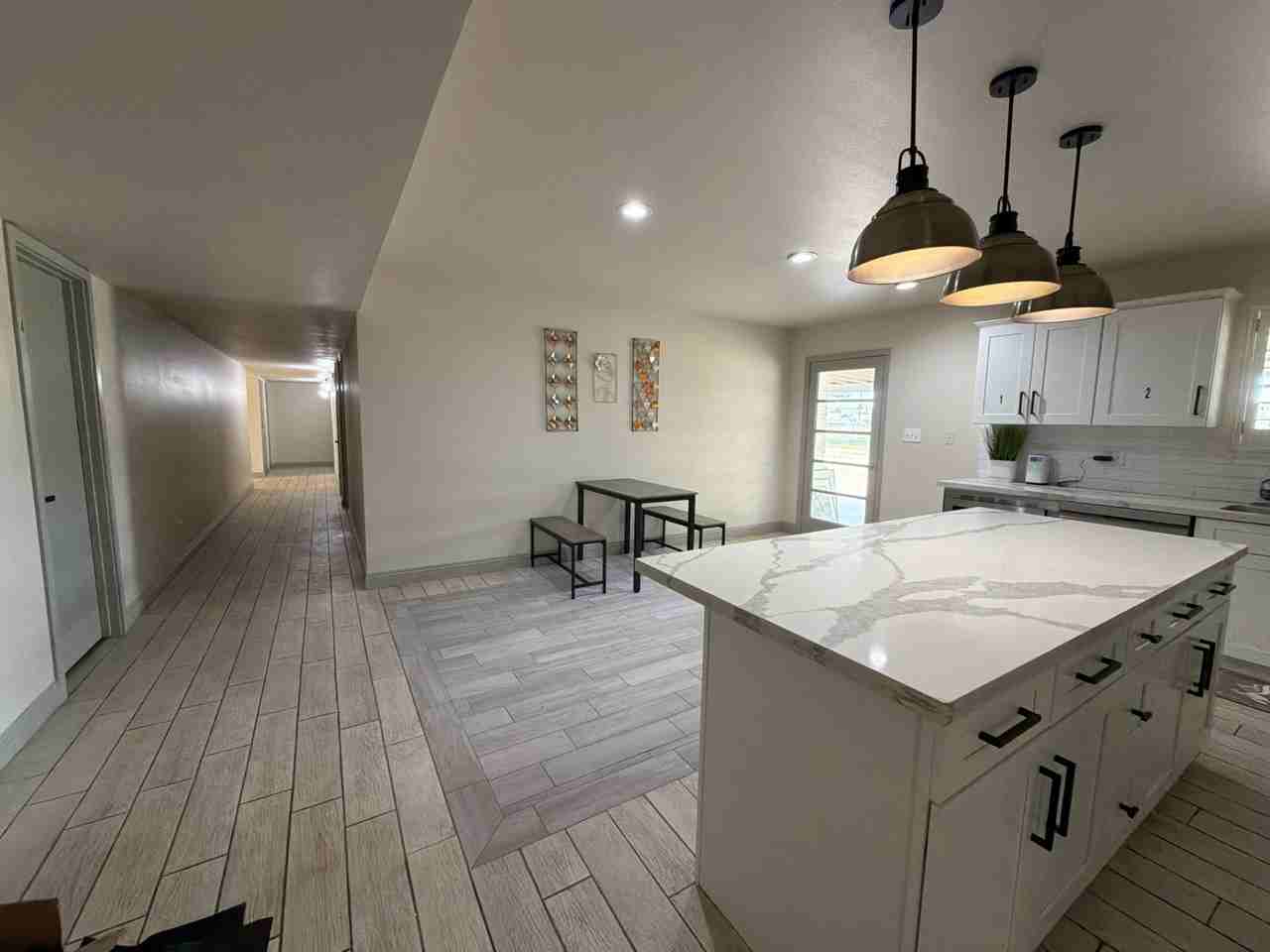 W Morten Ave - Photo 7 of 19