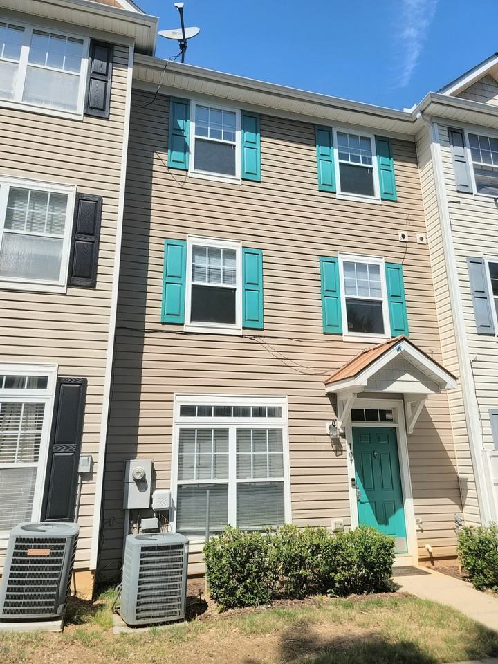 2220 Valley Edge Drive - 1Unit 107 #1 - Photo 2 of 21