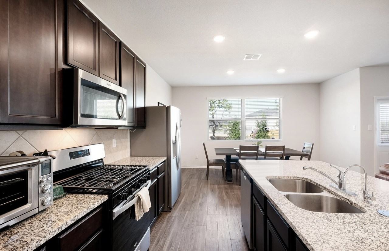 4910 Sandstone Way #1 - Photo 4 of 10