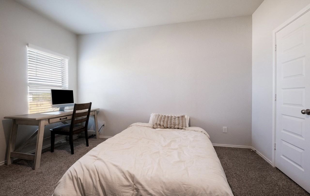 4910 Sandstone Way #1 - Photo 7 of 10