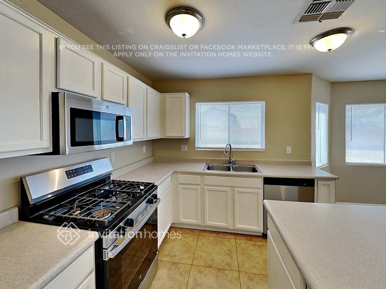 12541 W Myer Ln - Photo 6 of 17