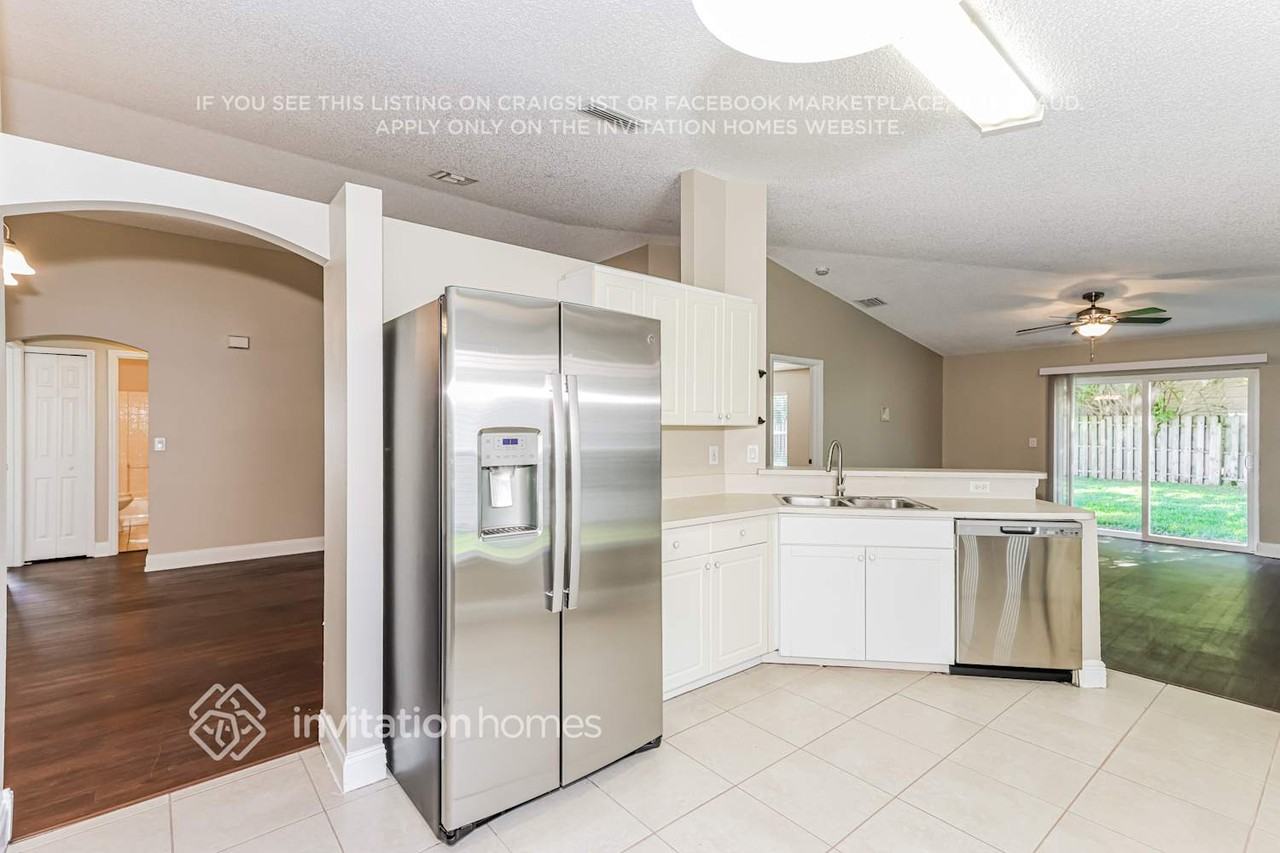 2257 Deercroft Dr - Photo 6 of 17