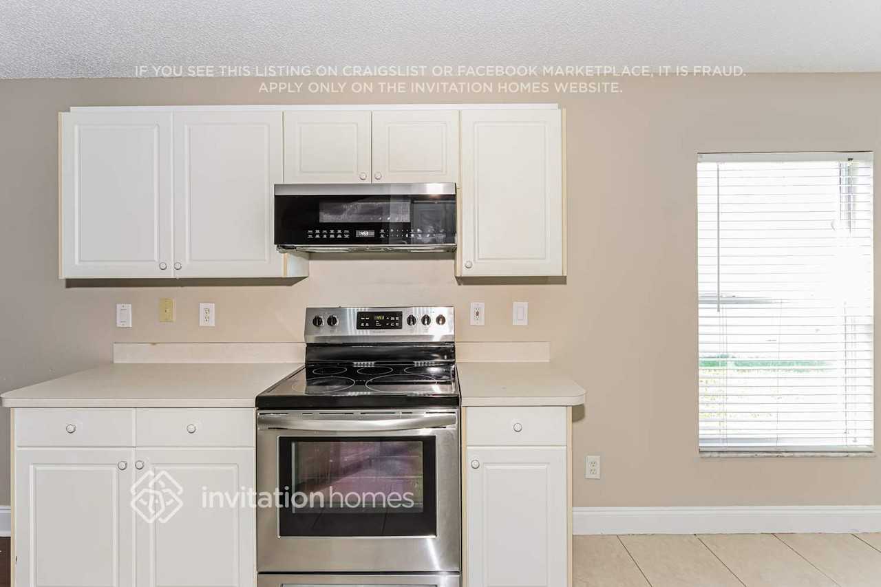 2257 Deercroft Dr - Photo 7 of 17