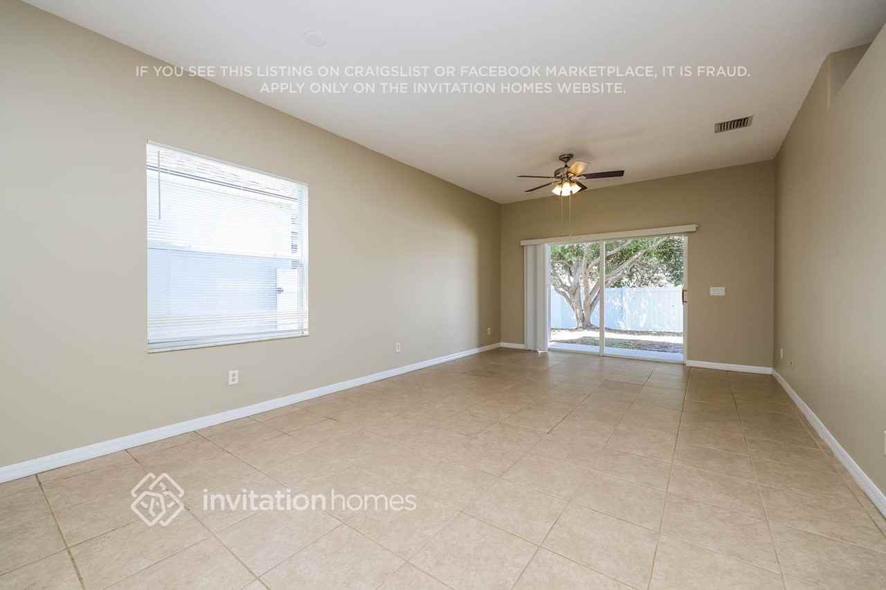 1827 Atlantic Dr - Photo 7 of 17