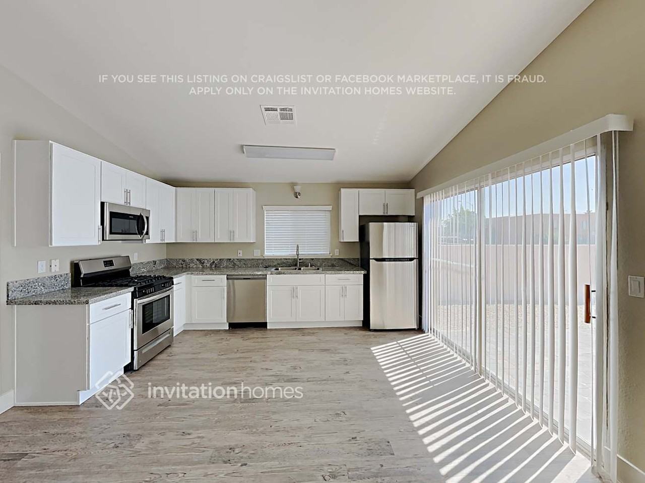 6357 Greyhawk Ave - Photo 5 of 15