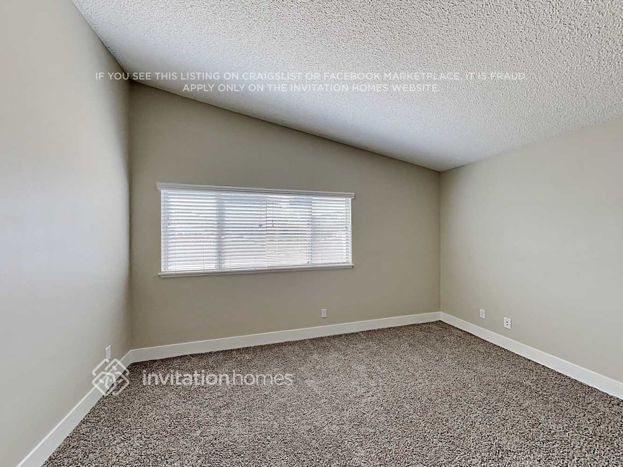 6357 Greyhawk Ave - Photo 7 of 15