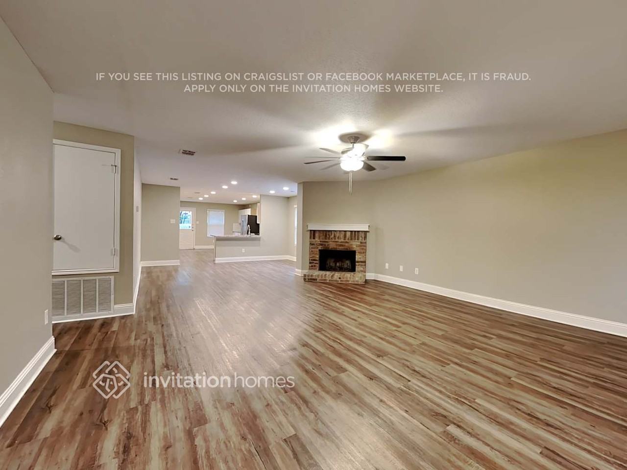 2361 Live Oak Dr - Photo 3 of 18