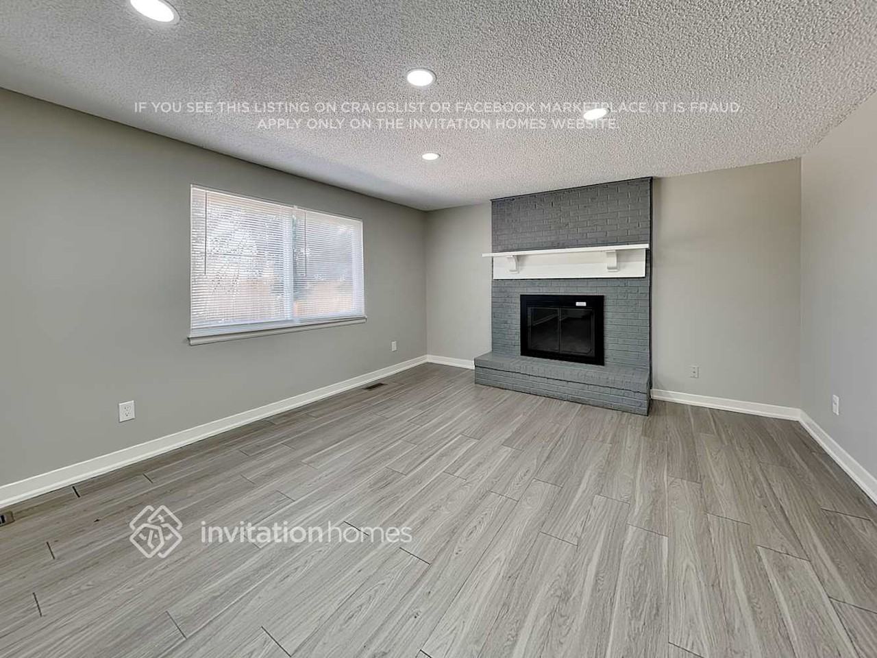 18623 E Lehigh Ave - Photo 7 of 24