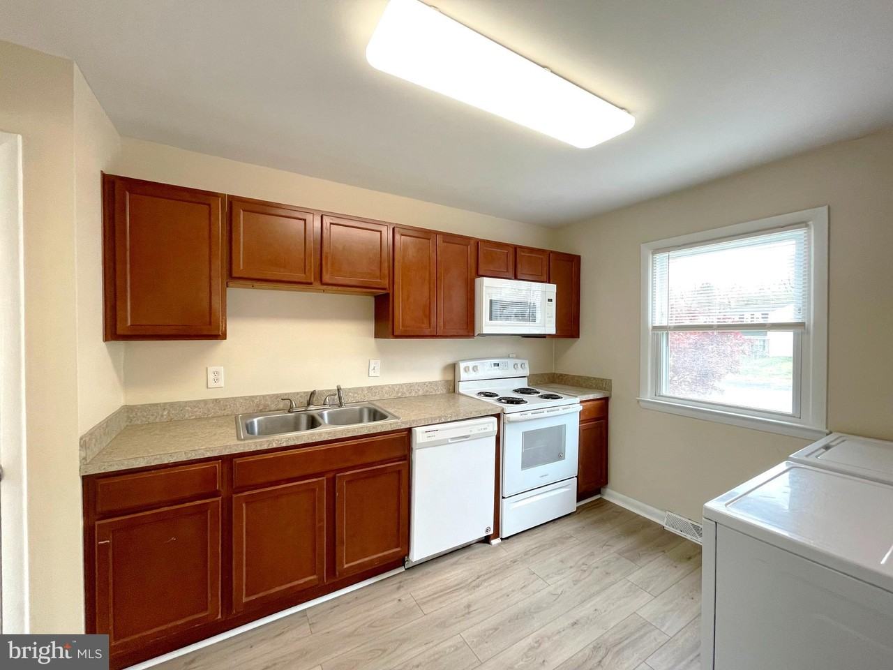300 Serenity Ct ##1 - Photo 5 of 18