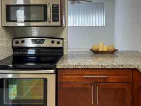 211 Ne 8th Ave ##107 - Photo 1 of 1