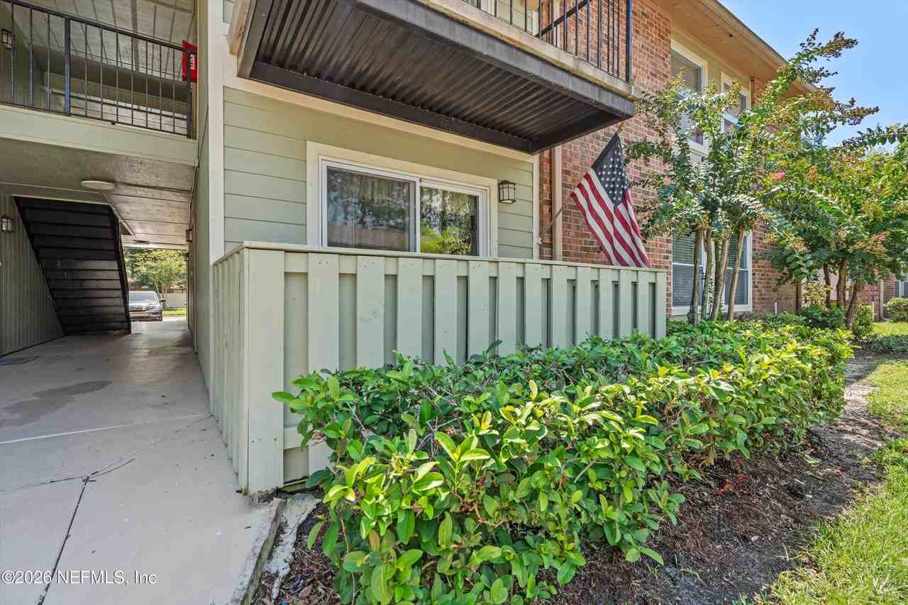3737 Loretto Rd ##803 - Photo 3 of 25