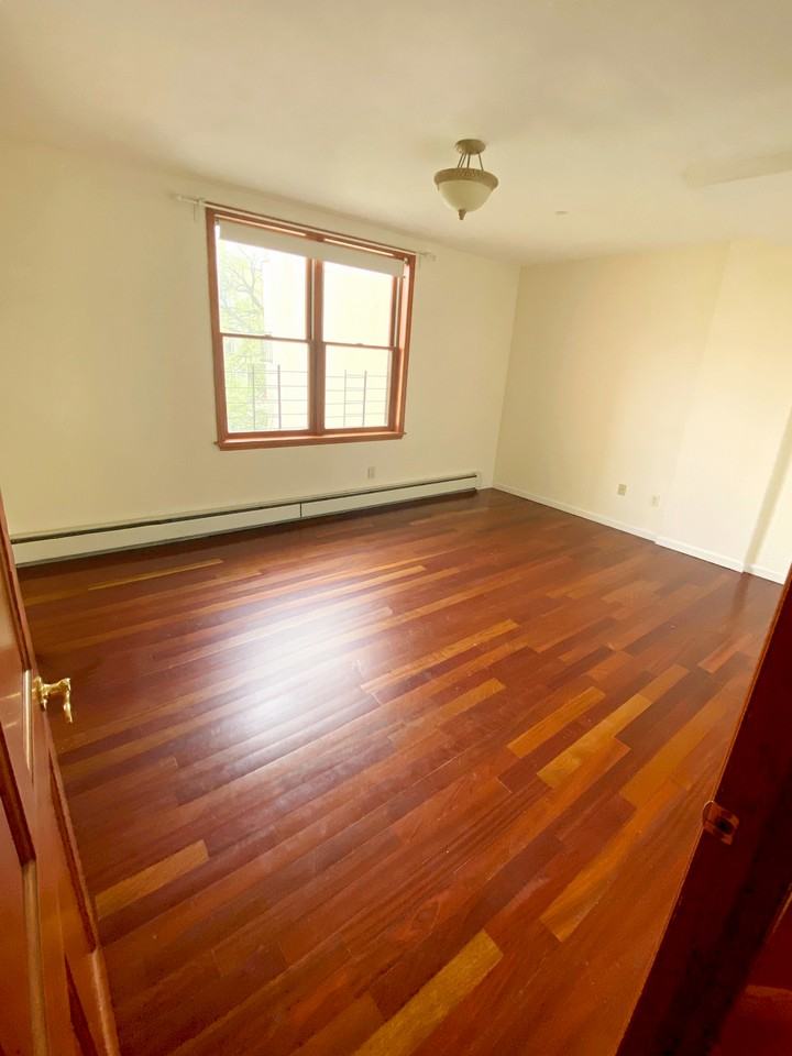 151 Carroll St Apt 4b - Photo 7 of 21