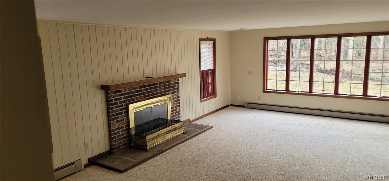 1028 E Main St - Photo 4 of 15